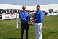 Duncan Hunter presenting the cup @ Balmoral Show 2016